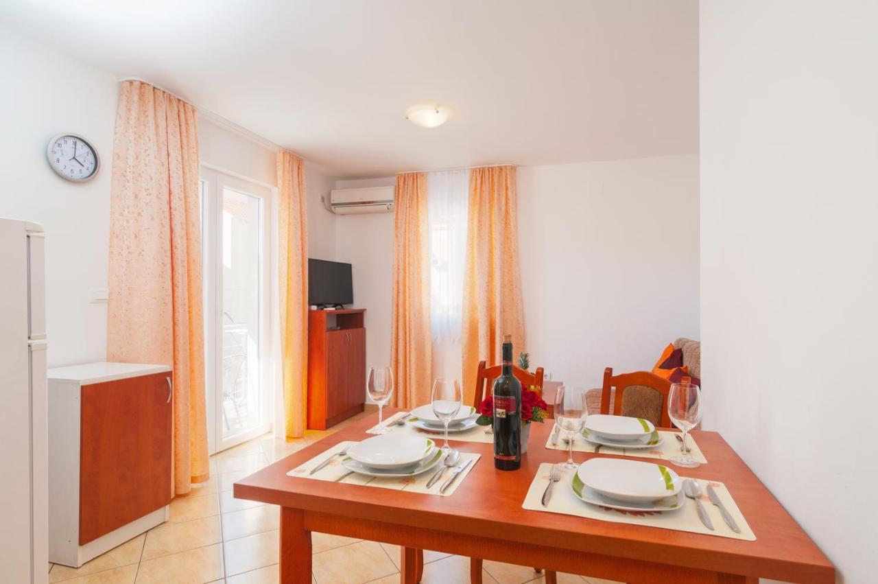 Apartments Island Beat Supetar Cameră foto
